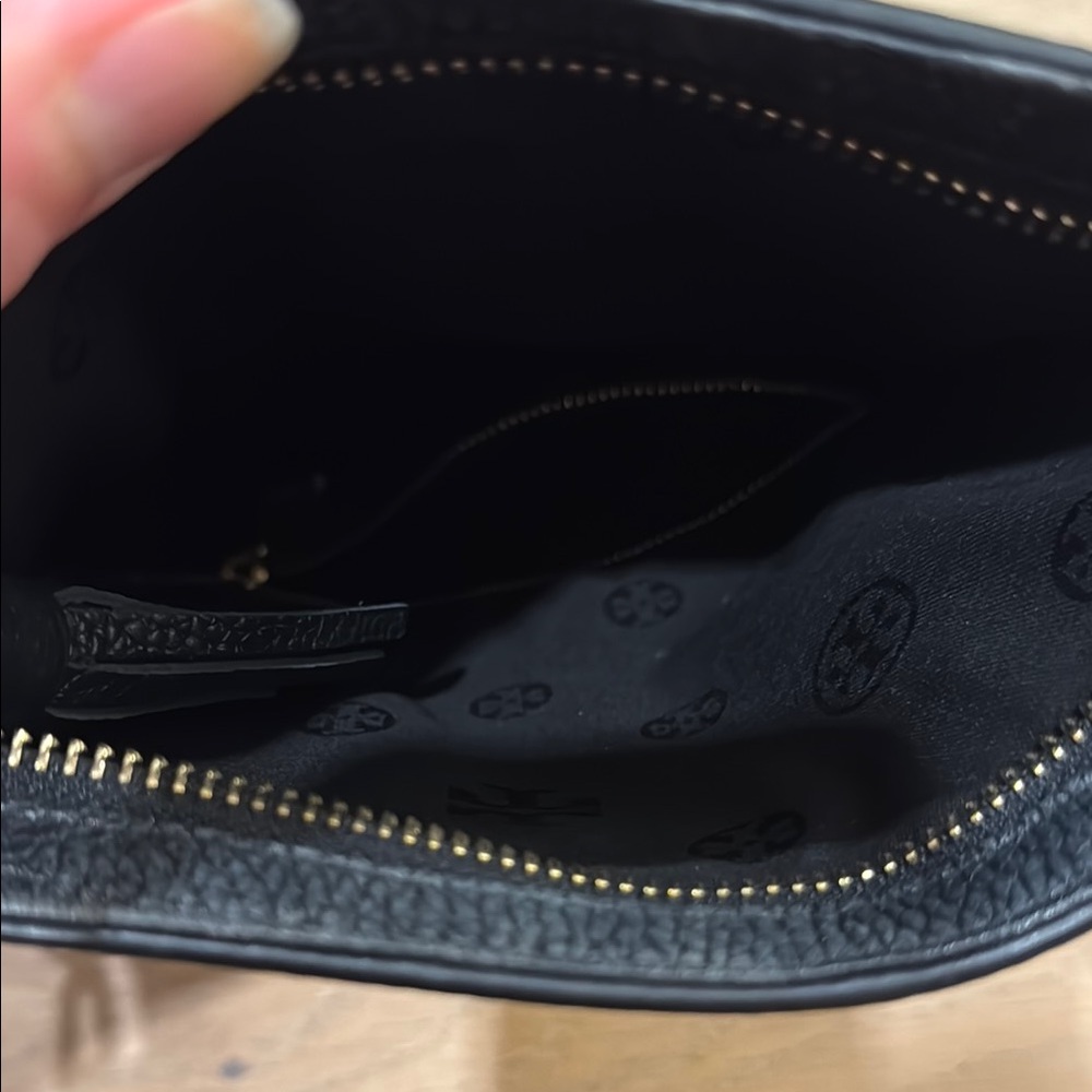 Tory Burch Black Crossbody Bag - Picture 6 of 11